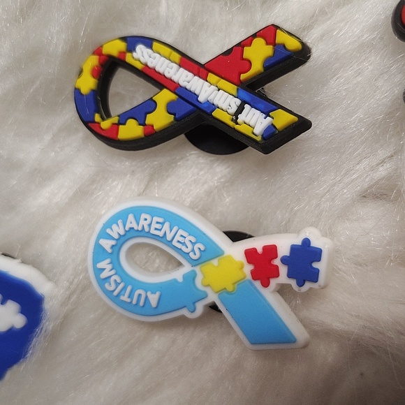 Set of 6 Autism Awareness Appreciation Shoe Charms NEW IN PACKAGE - Picture 3 of 3